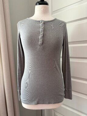 Tommy John Downtime Henley : Small